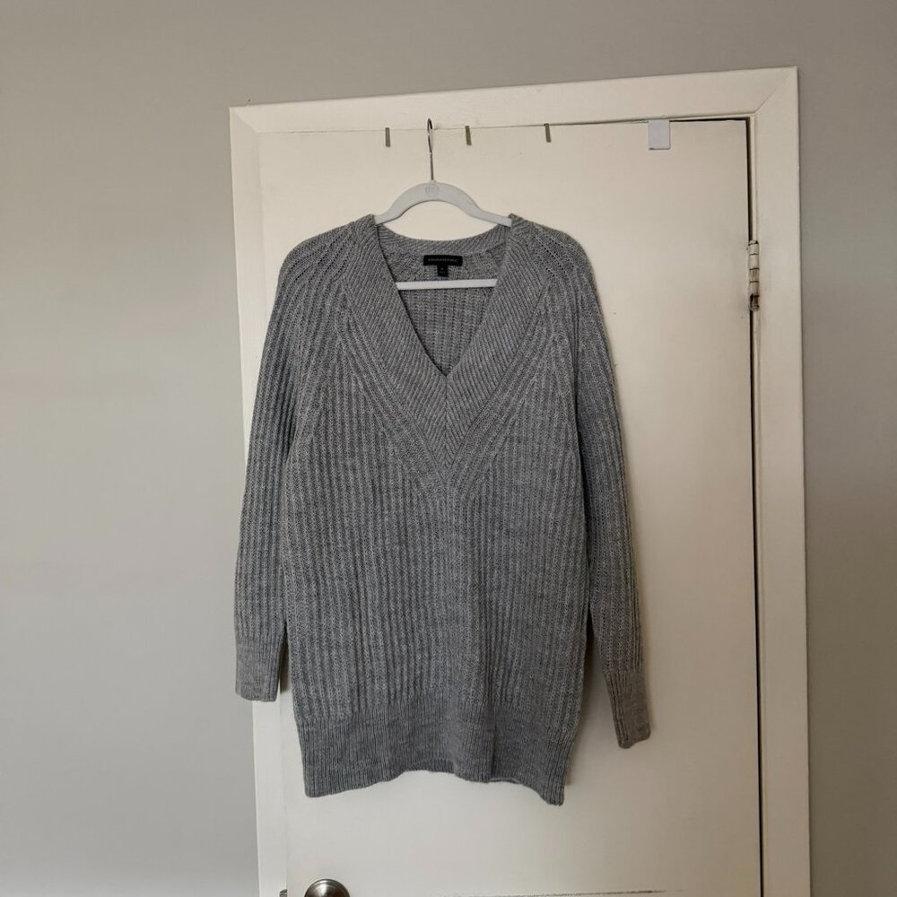 Banana Republic Womens M Gray V Neck Sweater